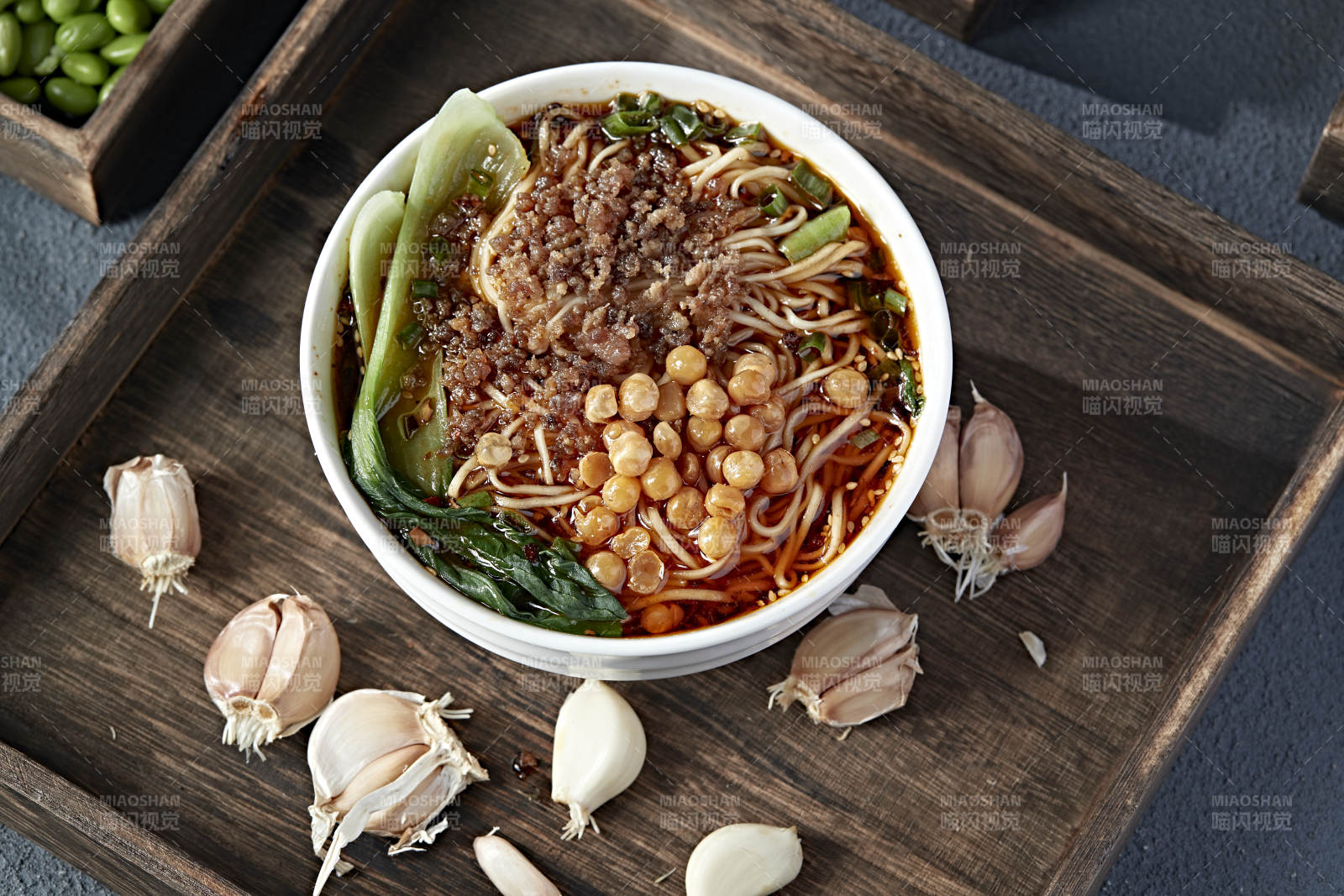 地域名小吃肉沫豌杂重庆小面