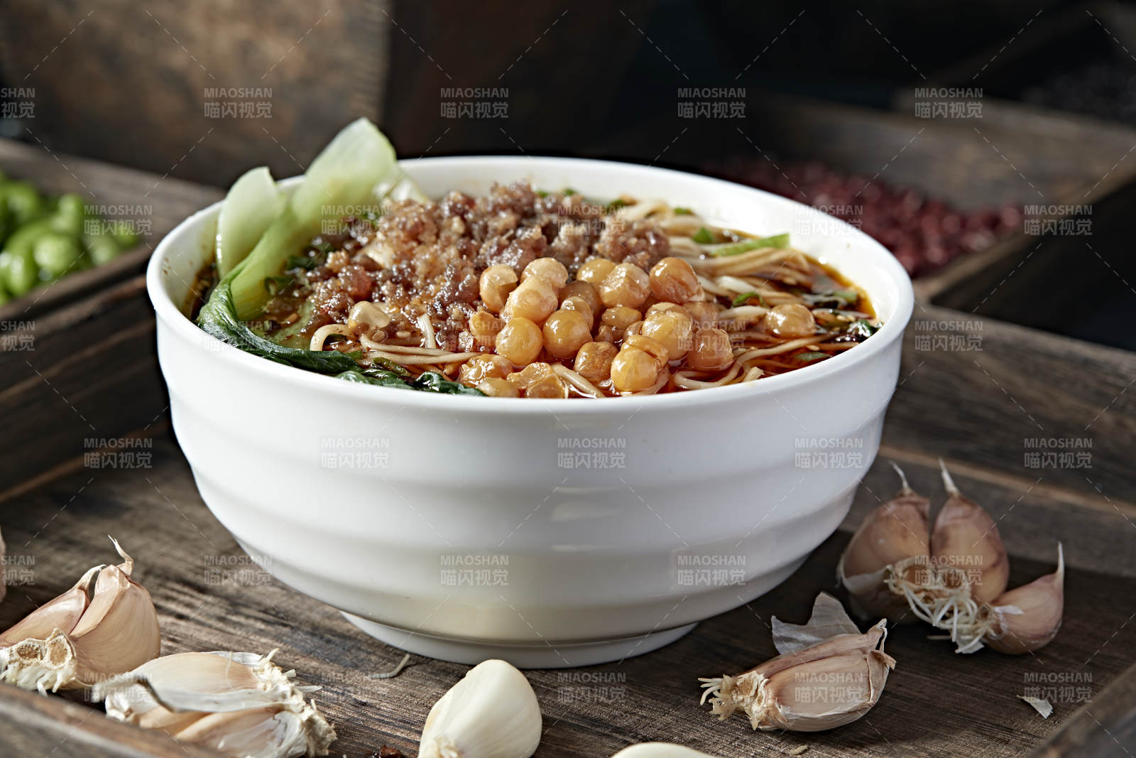 地域名小吃肉沫豌杂重庆小面