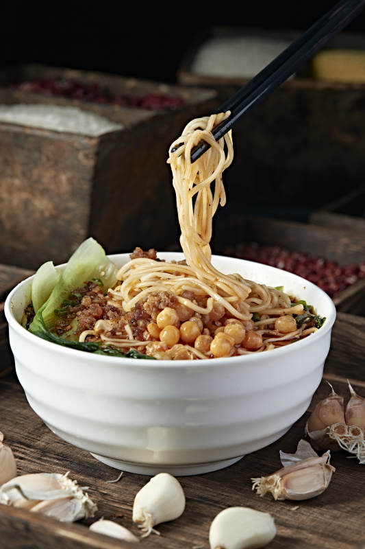 地域名小吃肉沫豌杂重庆小面