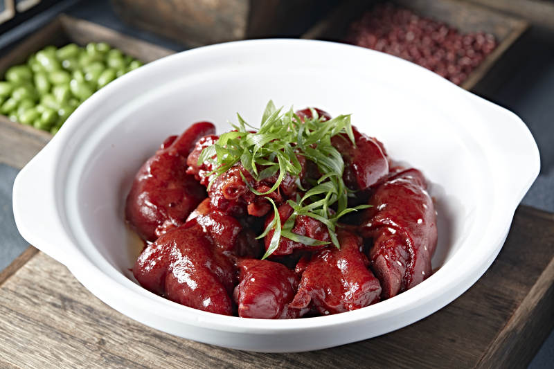 美味砂锅毛氏红烧猪蹄块