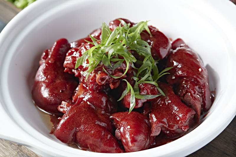 美味砂锅毛氏红烧猪蹄块