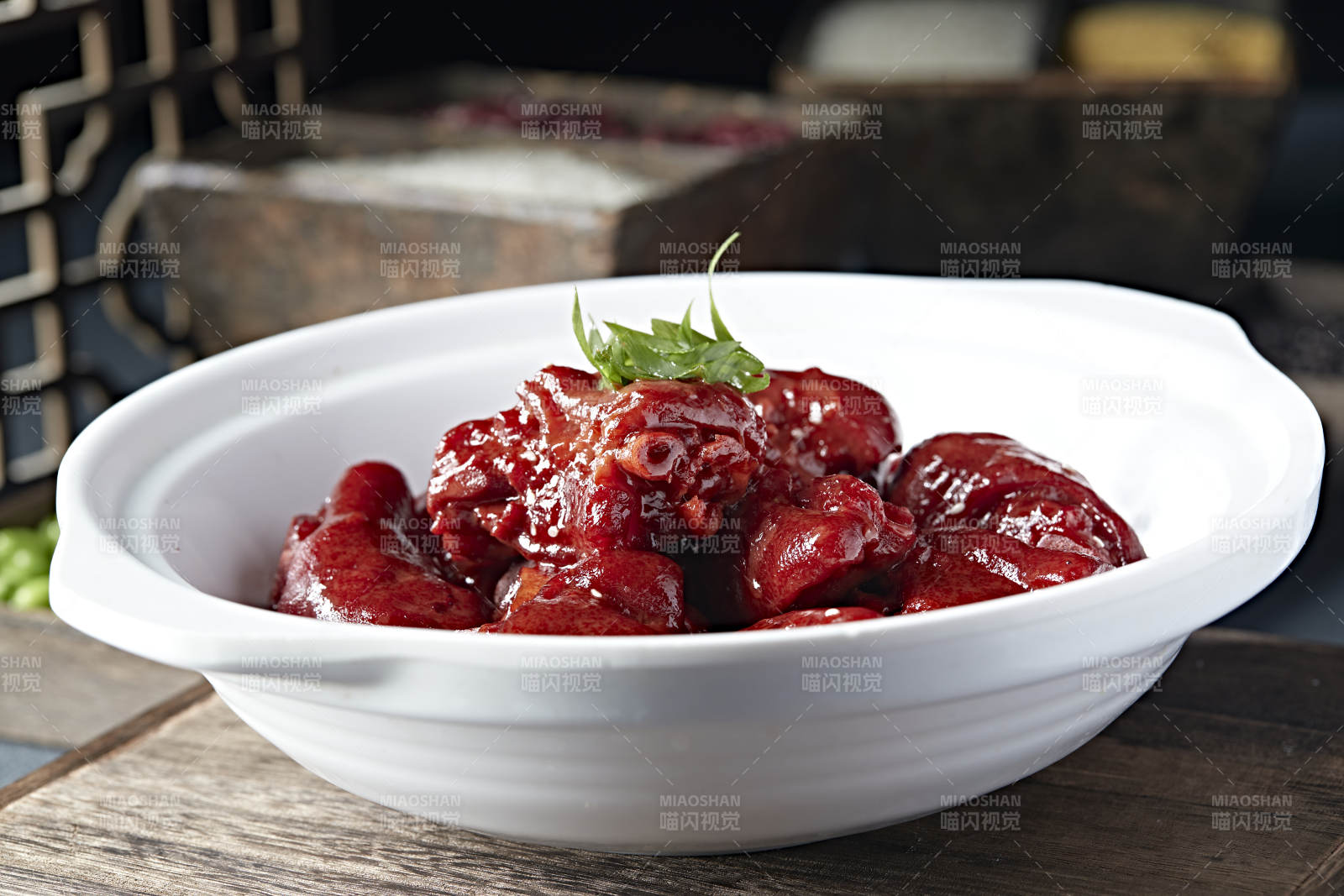 美味砂锅毛氏红烧猪蹄块