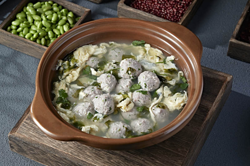 石鍋香菜丸子雞蛋湯