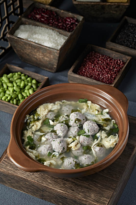 石鍋香菜丸子雞蛋湯