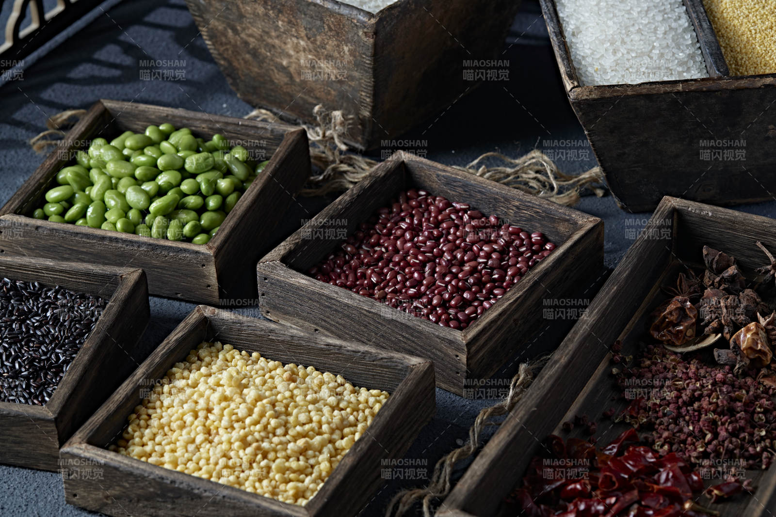 五谷杂粮及常用中餐调料组合