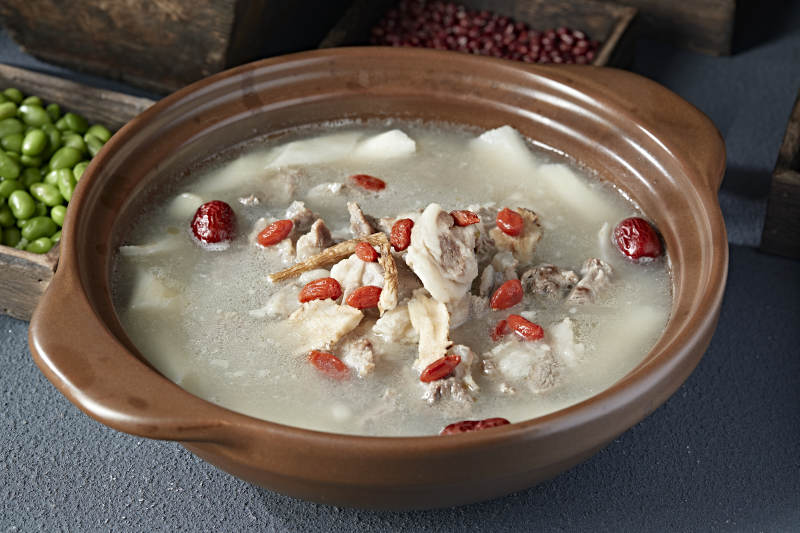 冬季滋补石锅山药枸杞党参红枣炖羊排