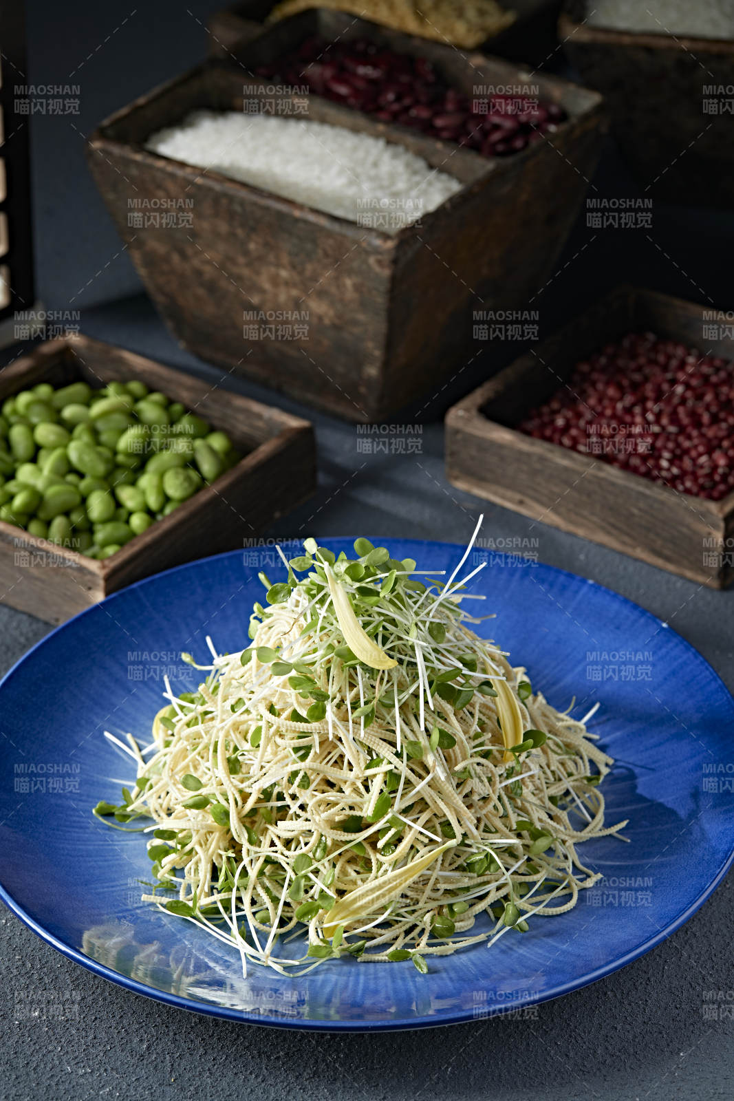 香椿苗涼拌干豆腐絲