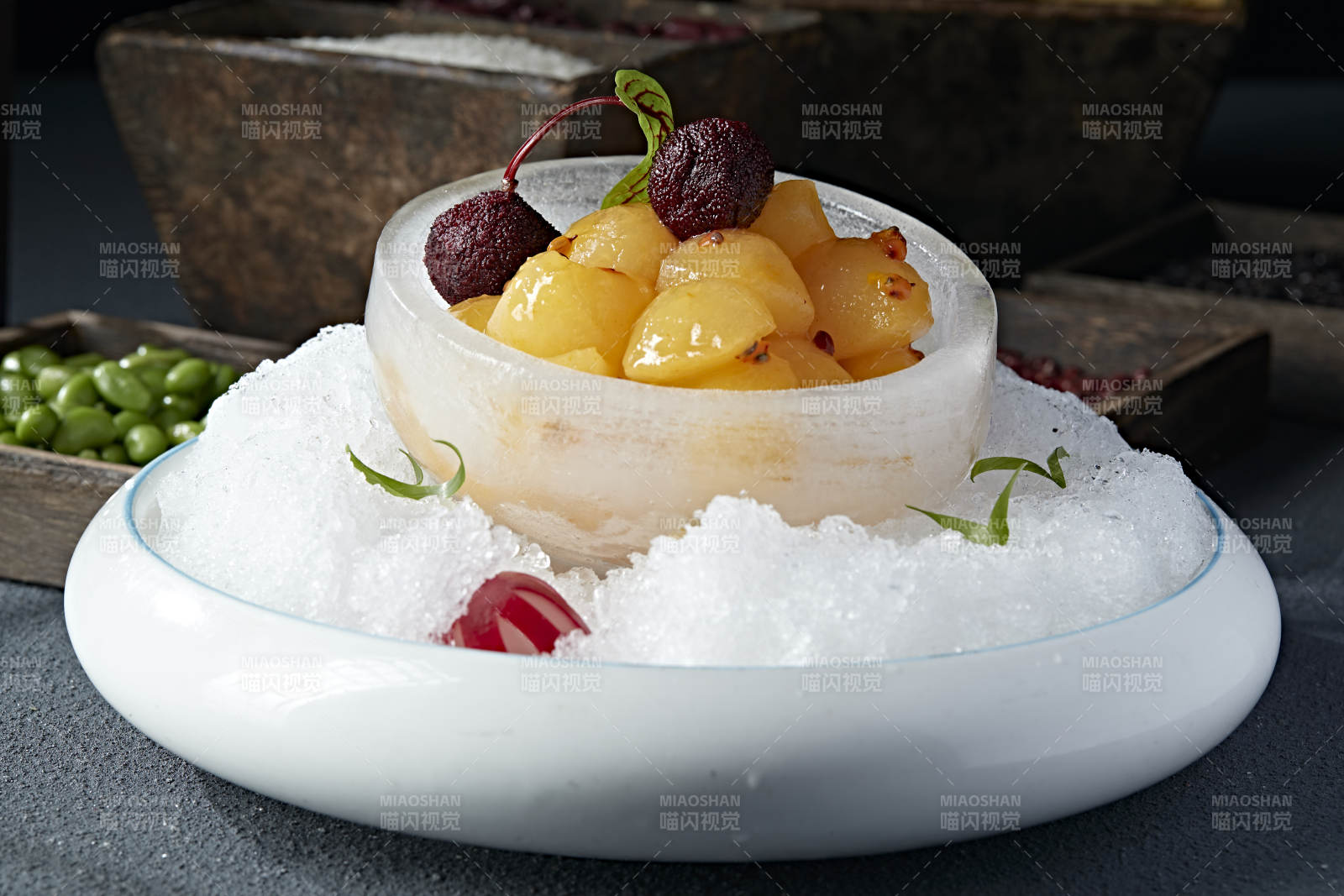 精美涼菜冰鎮(zhèn)楊梅果沙棘雪梨