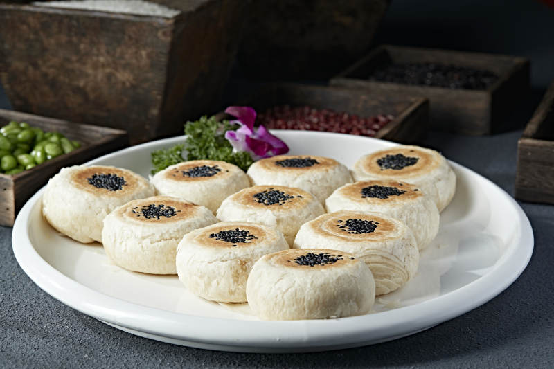 香烤肉馅黑芝麻酥皮饼