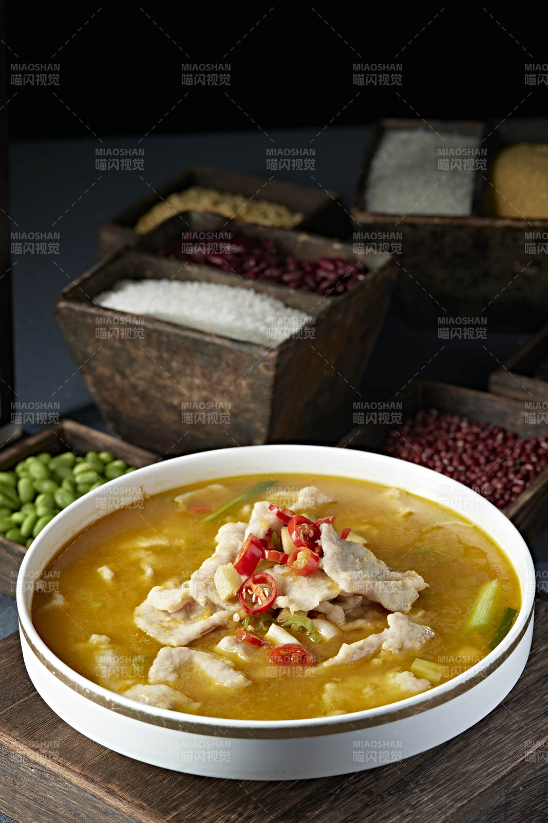 酸汤椒麻水煮猪肉片