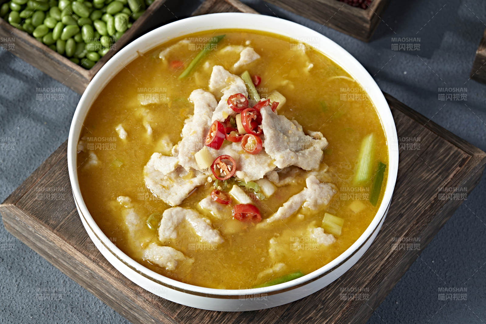 酸汤椒麻水煮猪肉片