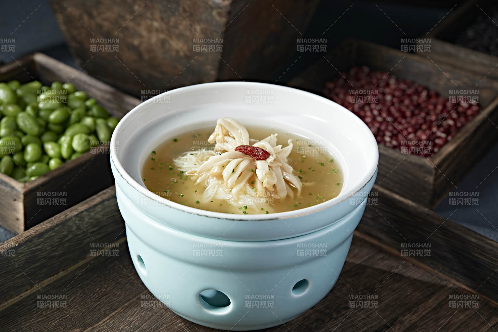 位菜营养滋补浓汤改刀菊花鲜鲍鱼