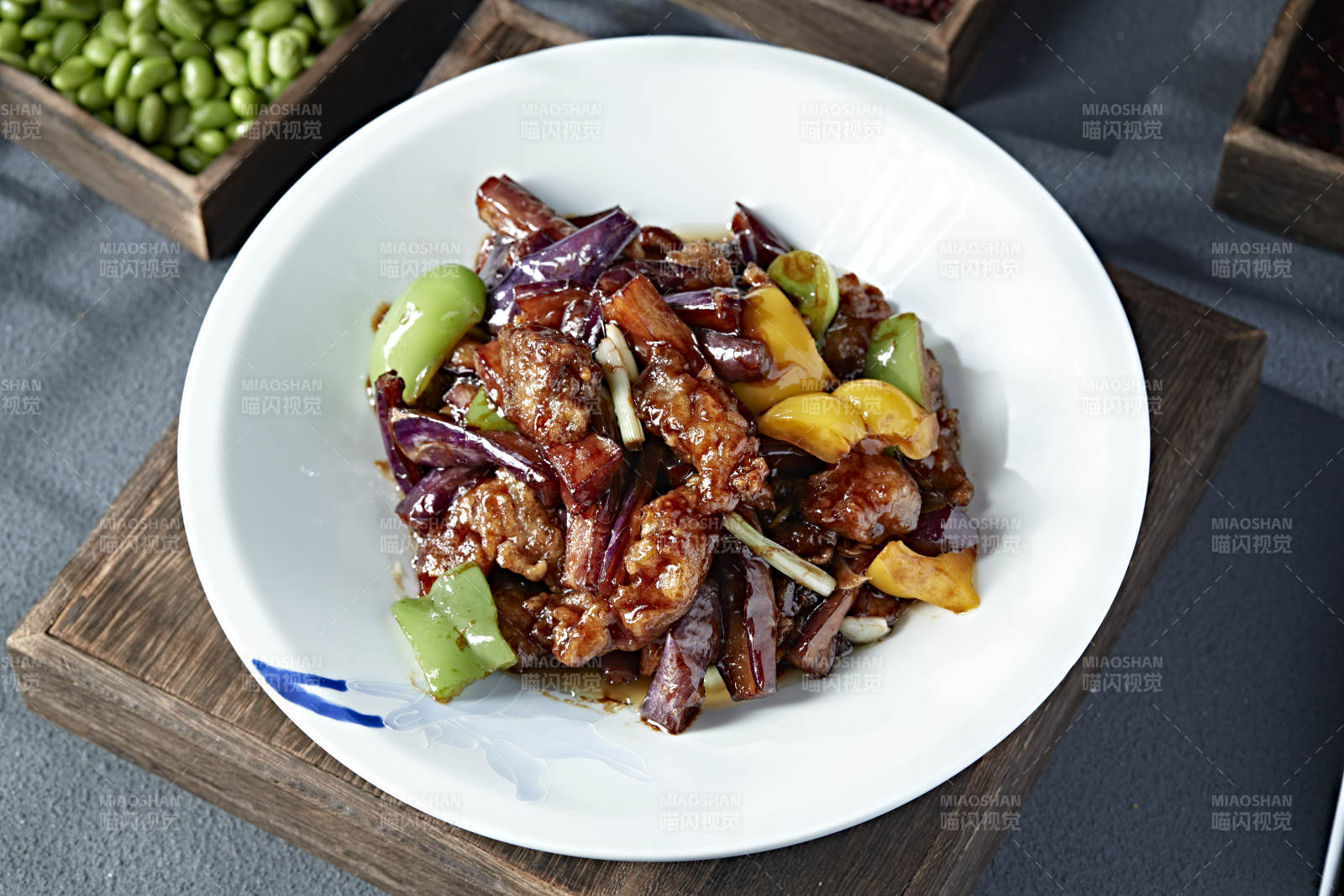 彩椒焦熘肉段燒茄條