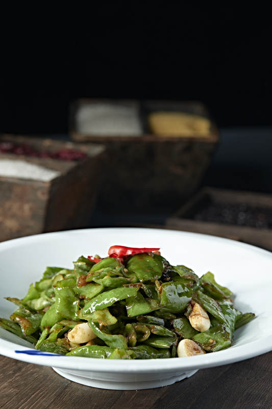 蒜香豆角爆炒青辣椒二荊條