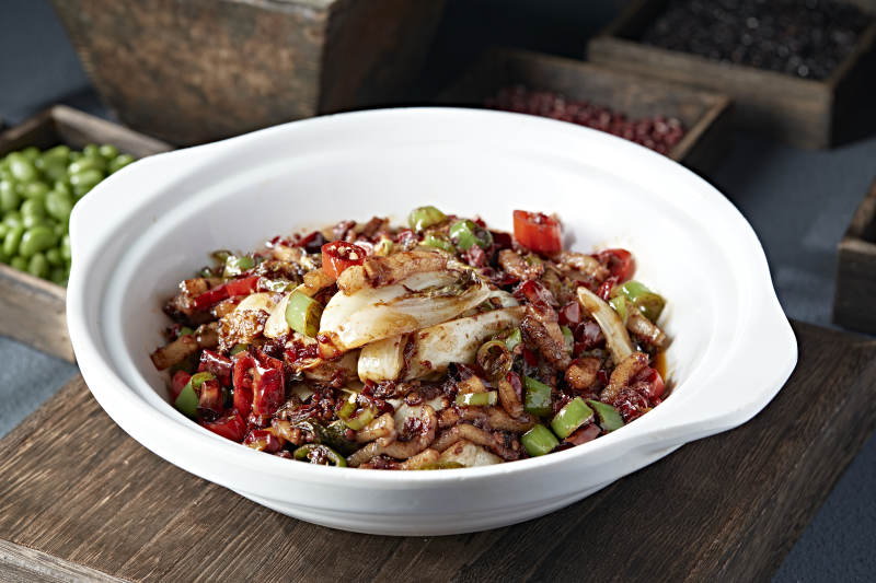 石锅香辣肉丝酱烧酱爆娃娃菜