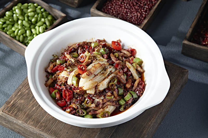 石锅香辣肉丝酱烧酱爆娃娃菜