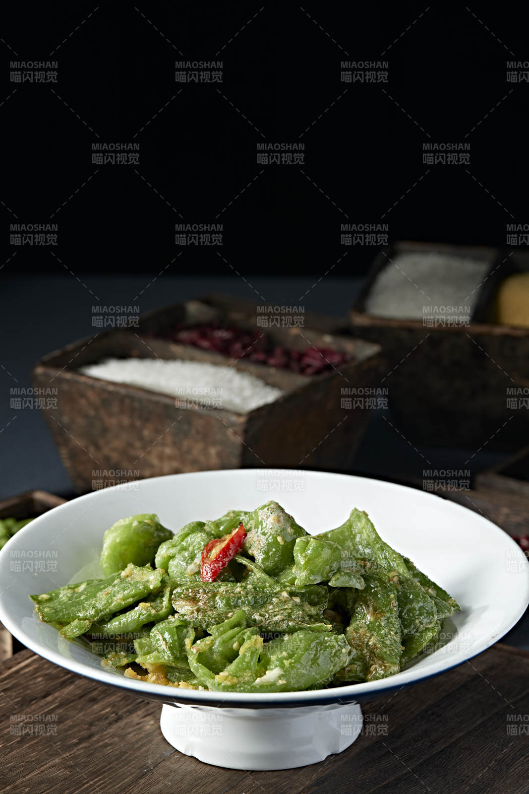 蒜末油炸冒泡虎皮尖椒