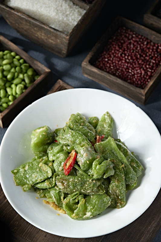 蒜末油炸冒泡虎皮尖椒