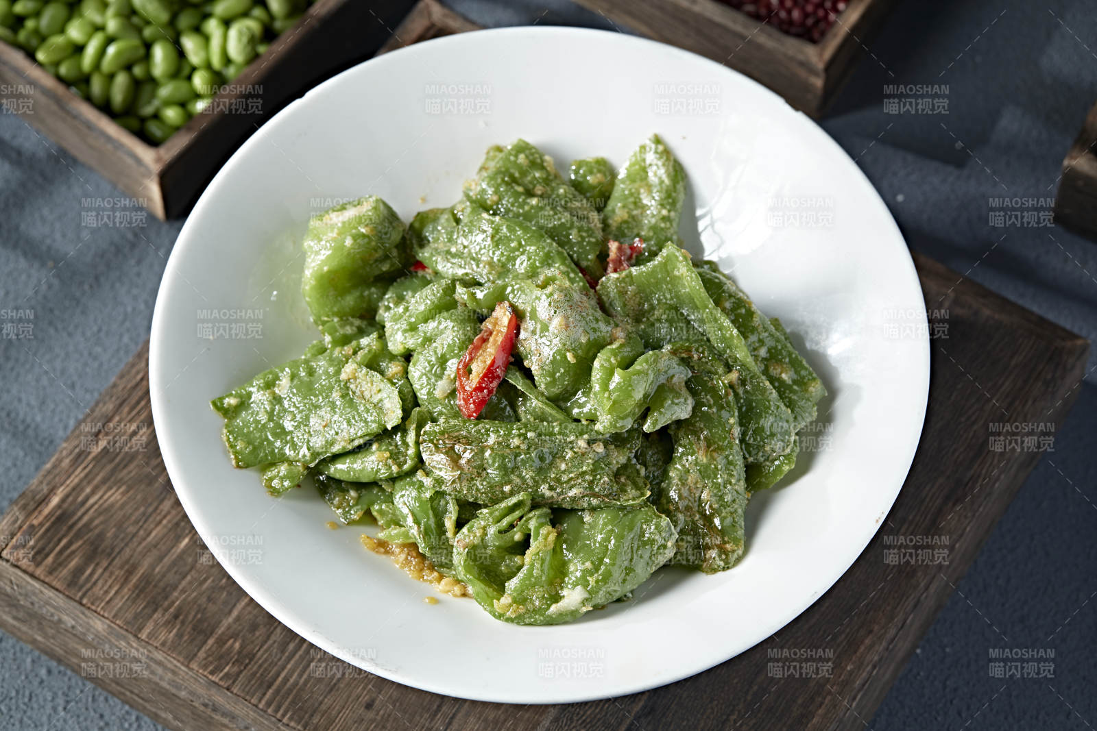 蒜末油炸冒泡虎皮尖椒