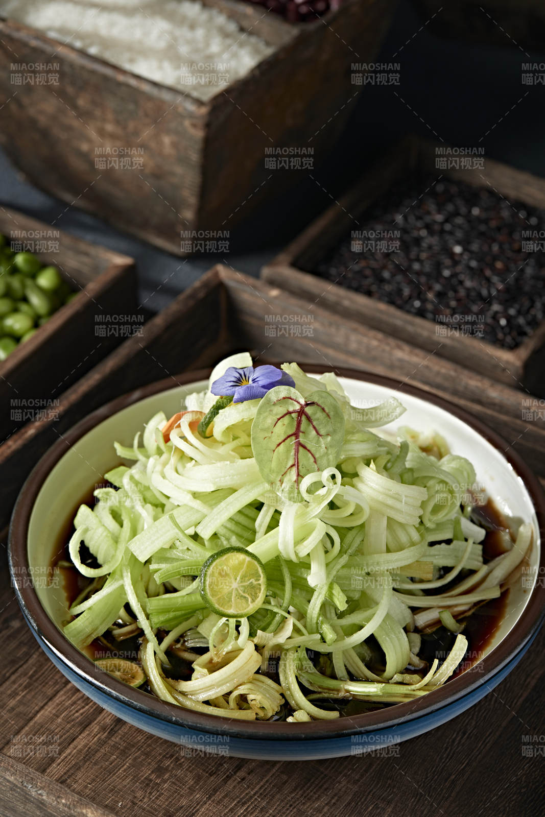 柠檬醋拌西芹丝