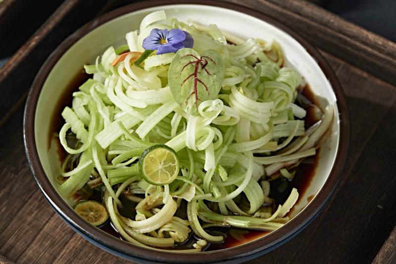 柠檬醋拌西芹丝