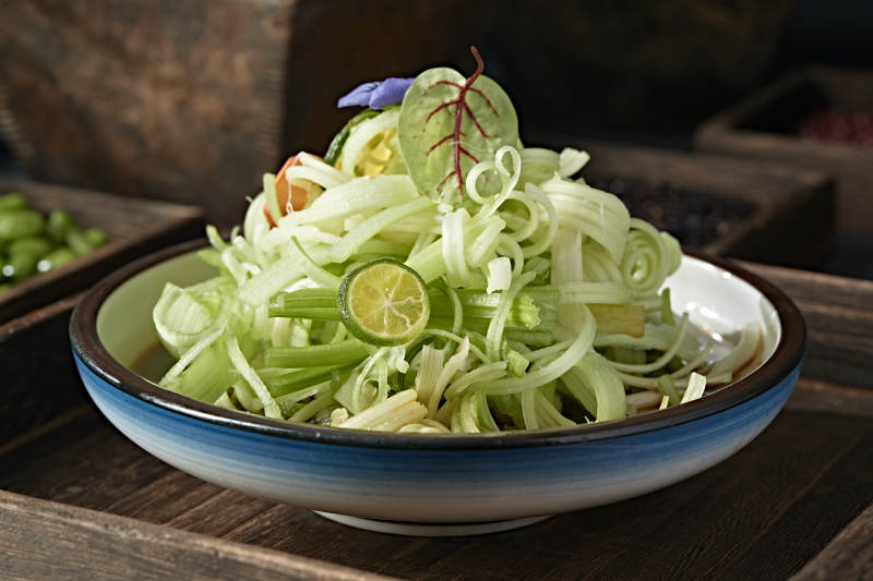 柠檬醋拌西芹丝