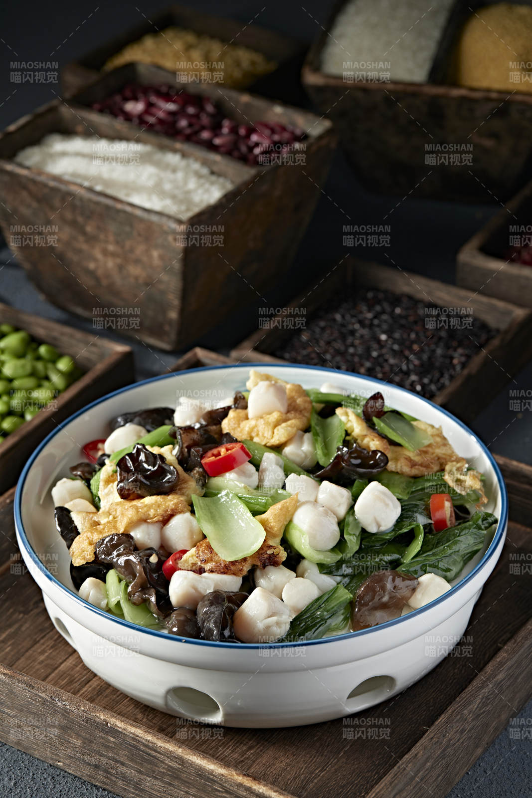 木耳煎蛋小白菜合炒扇貝丁