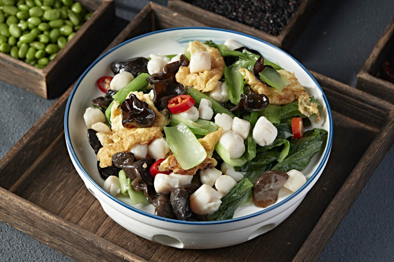 木耳煎蛋小白菜合炒扇贝丁