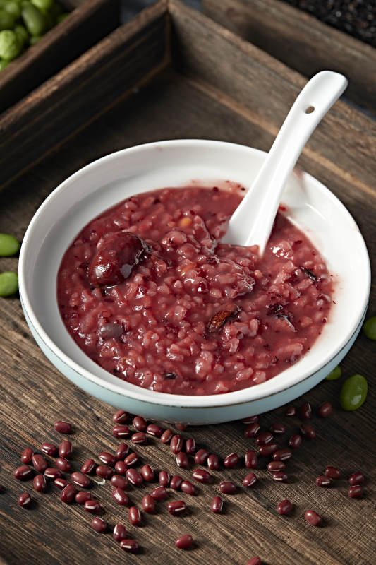 美味营养红豆薏米红枣杂粮粥