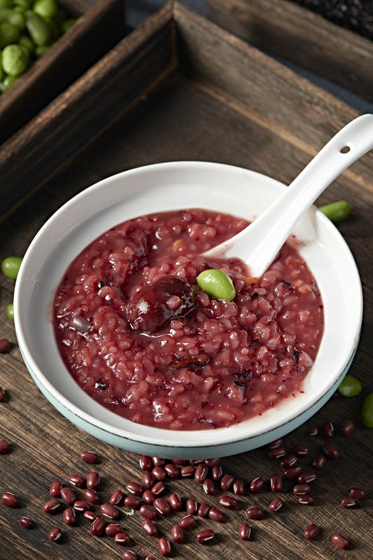 美味营养红豆薏米红枣杂粮粥