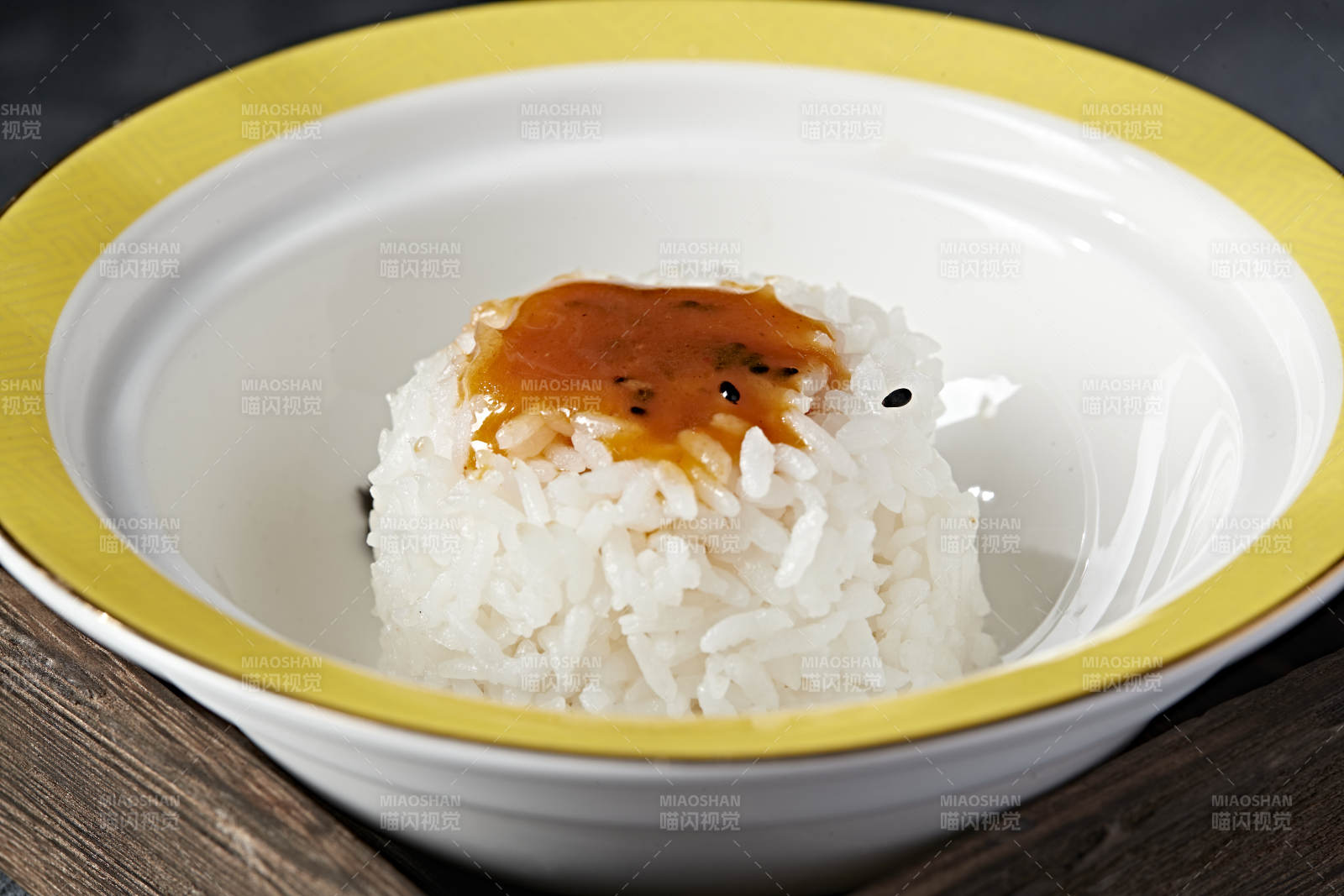 泰国香米蒸的捞饭配白米饭