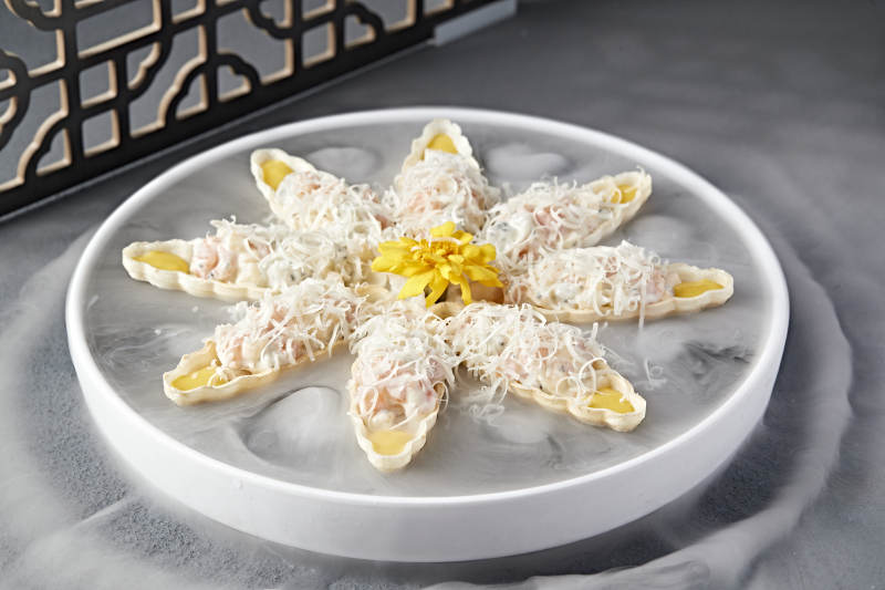 军舰水果沙拉芝士海虾仁