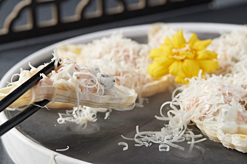 军舰水果沙拉芝士海虾仁