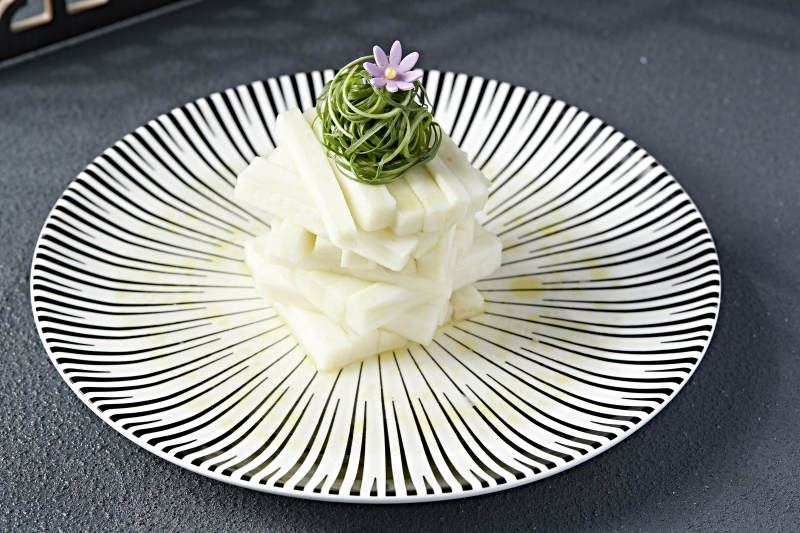 精美凉菜凉拌撇咧条