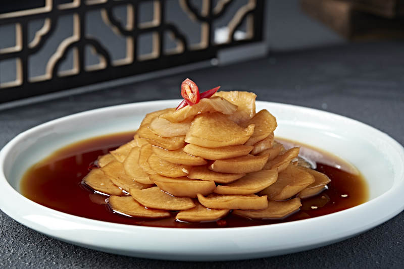 美味凉菜捞汁醋腌萝卜皮