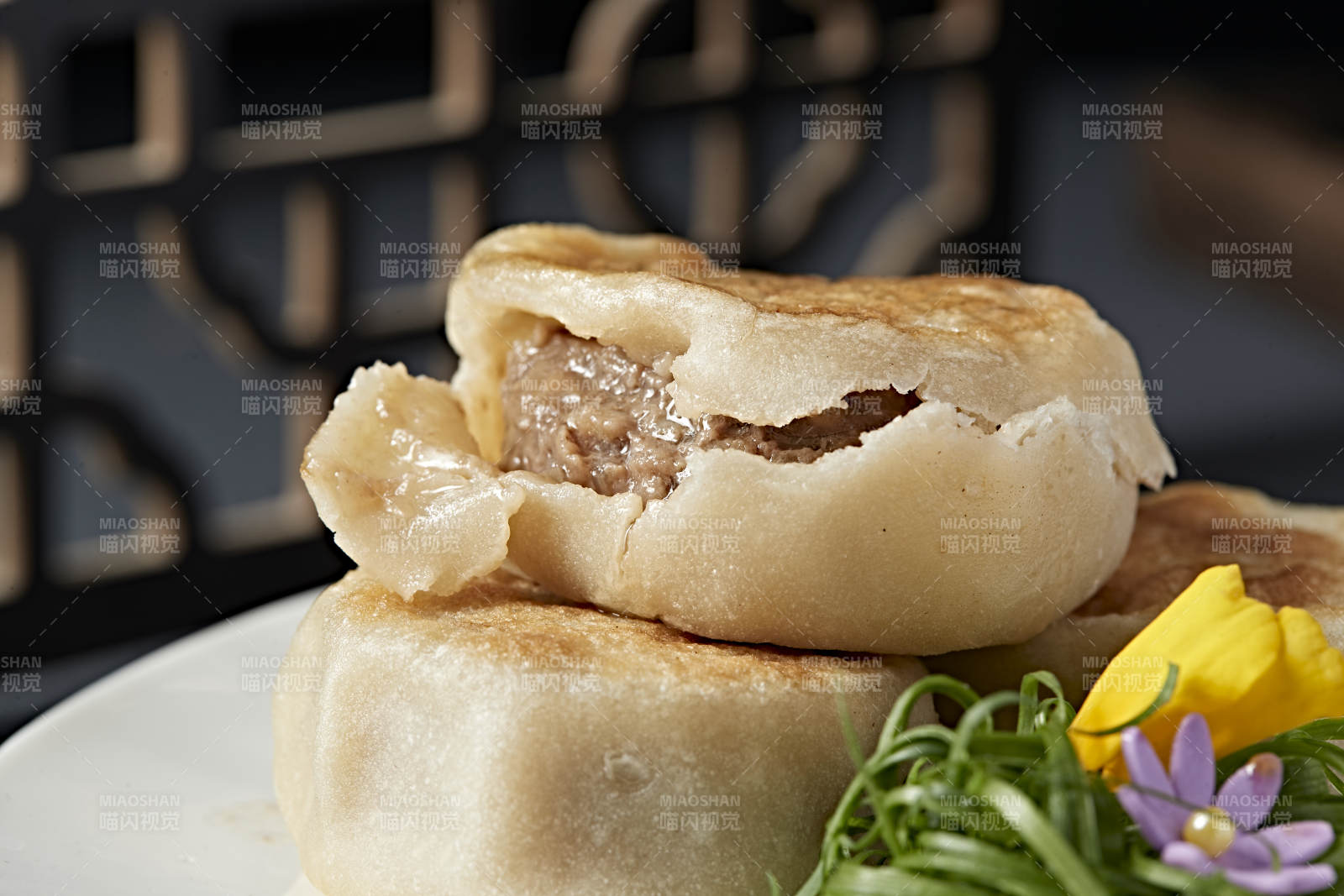 清真美食油煎羊肉馅门钉饼