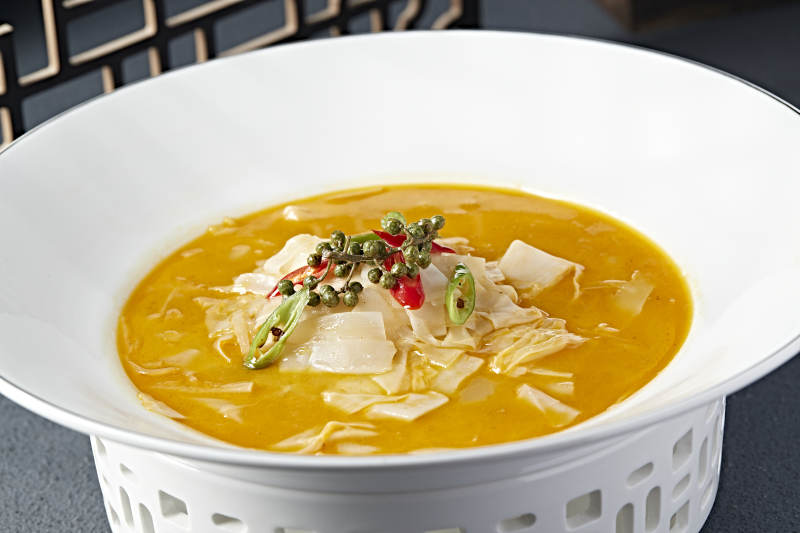 浓汤藤椒炖笋衣