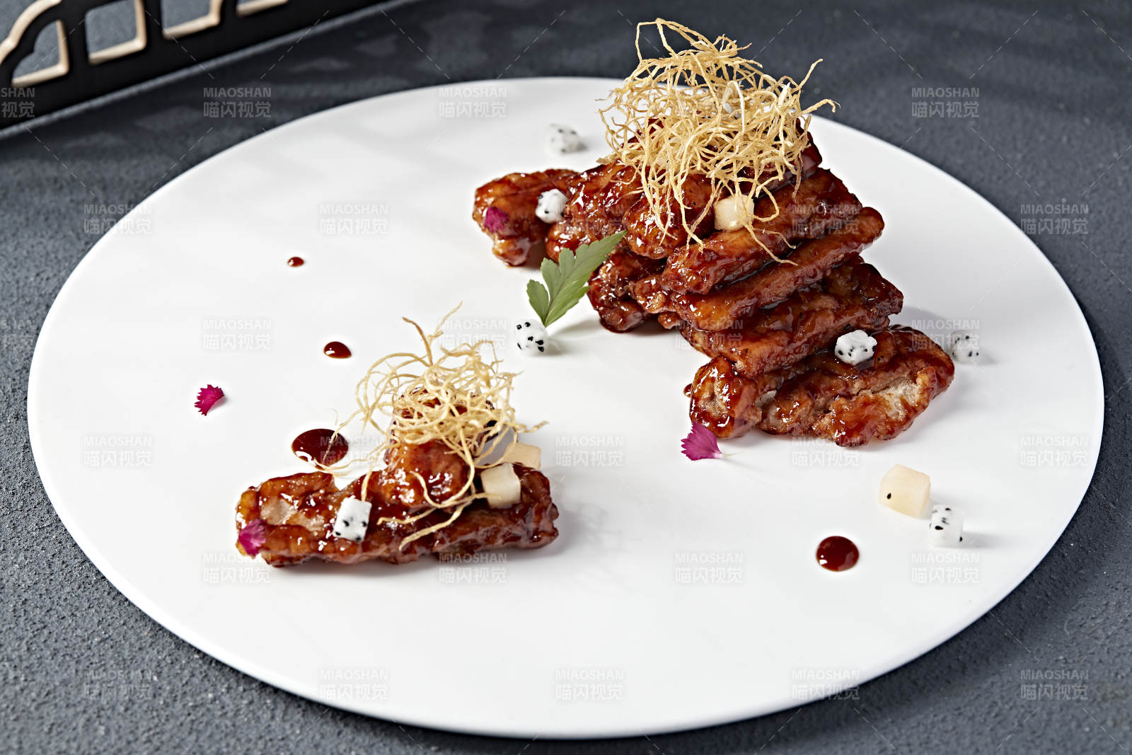 美味酱爆仔姜鸡