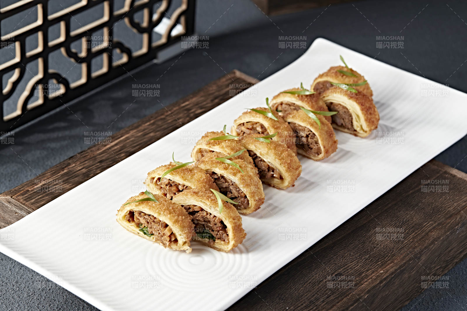 香煎鸭肉丝鸡蛋玉子烧卷