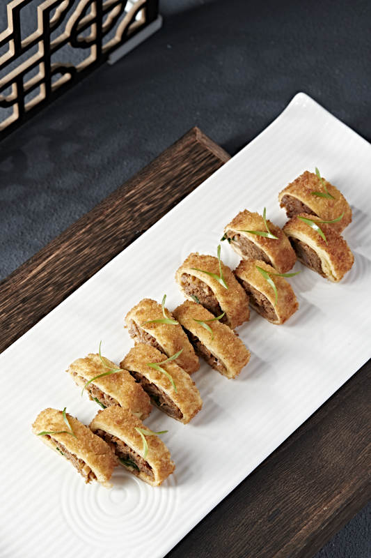 香煎鸭肉丝鸡蛋玉子烧卷