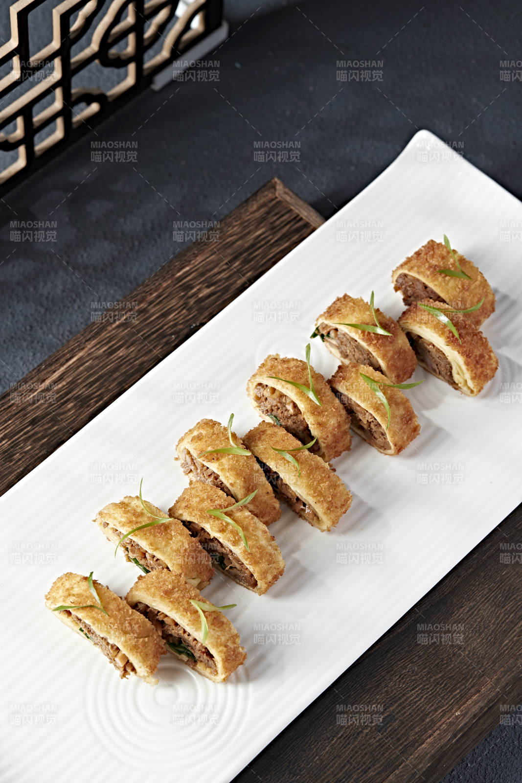 香煎鸭肉丝鸡蛋玉子烧卷