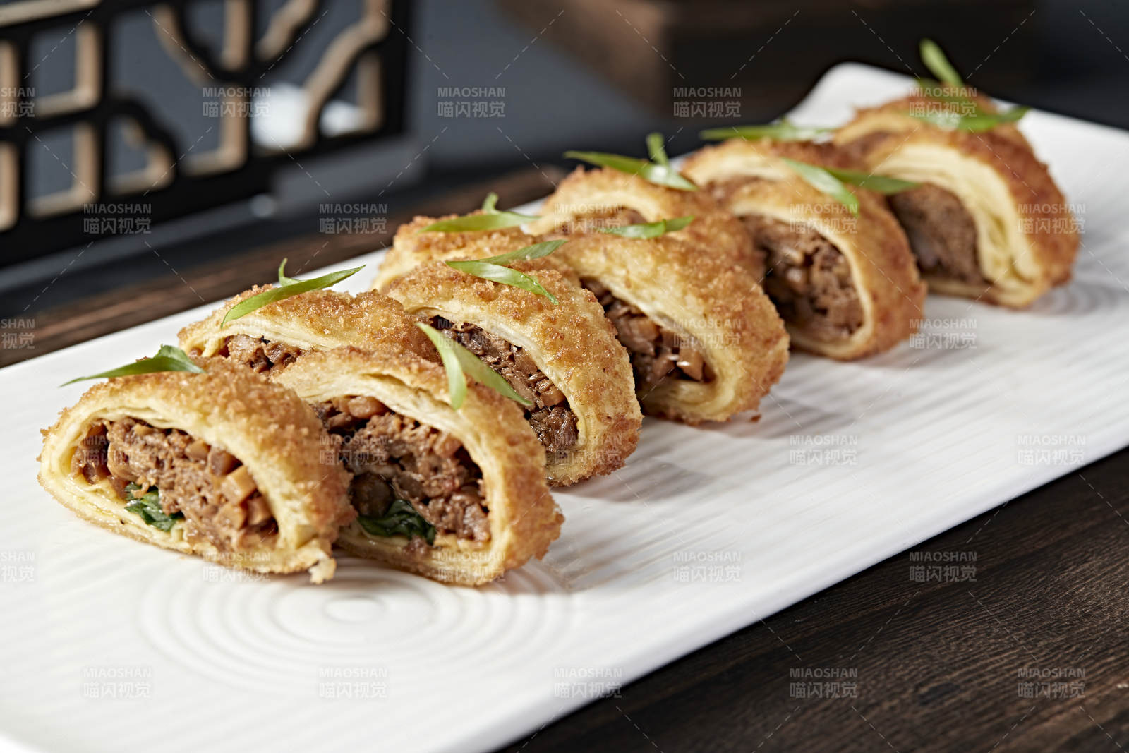 香煎鸭肉丝鸡蛋玉子烧卷