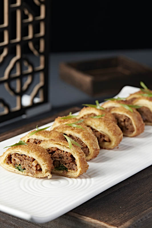 香煎鸭肉丝鸡蛋玉子烧卷