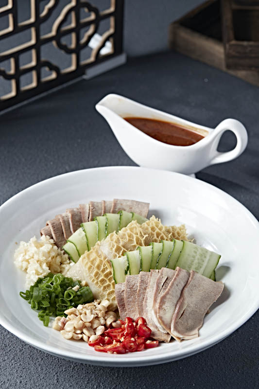 浇汁时蔬牛舌金钱肚