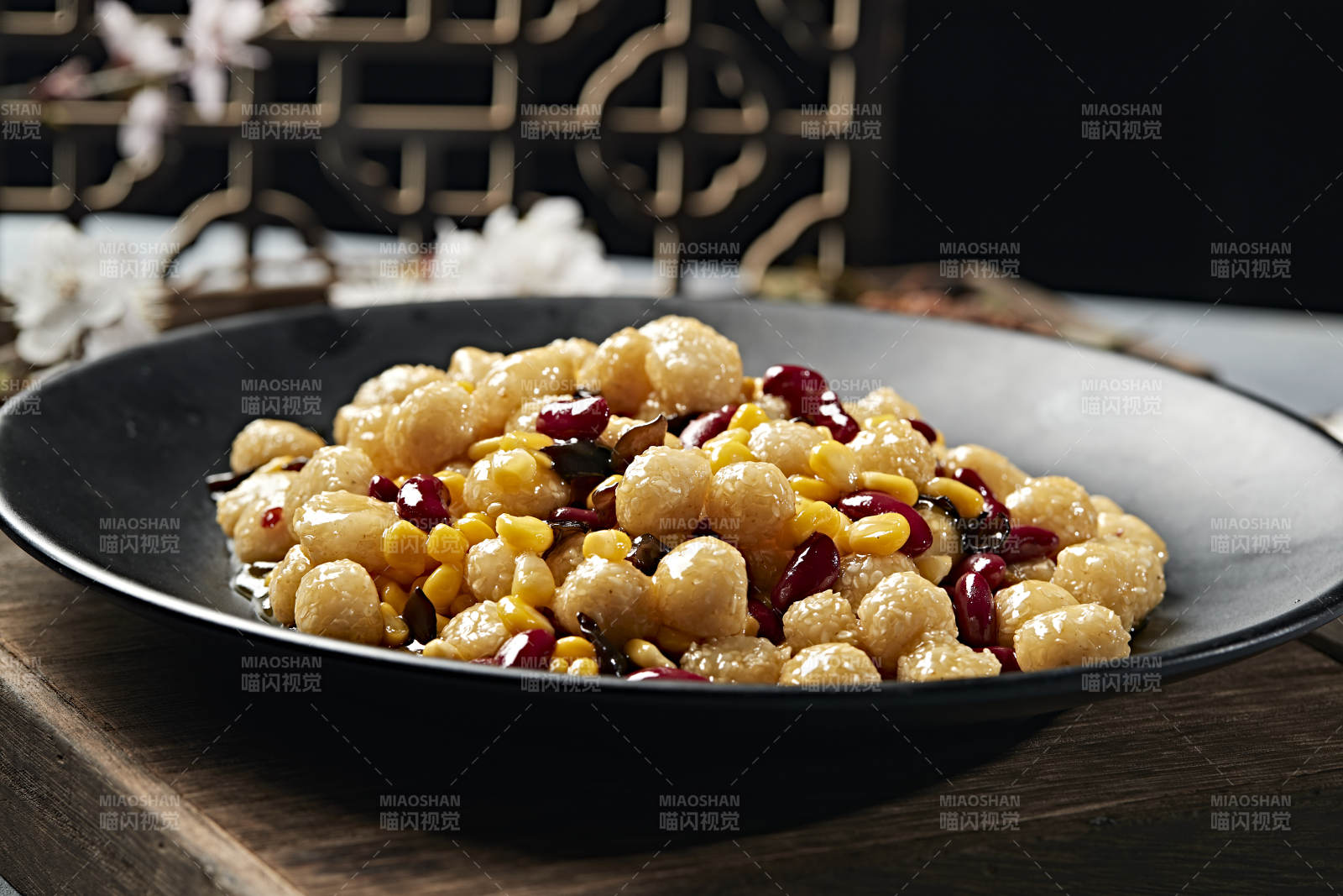 木耳蜜豆玉米炒迷你麻團