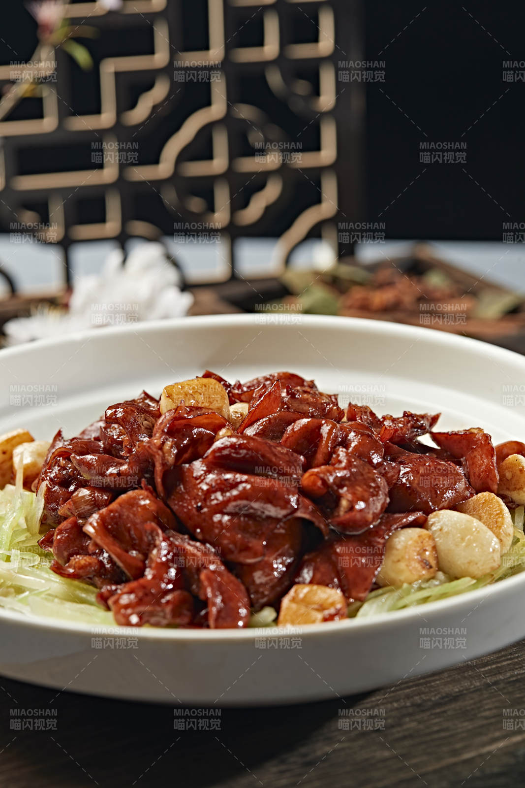 蒜香蒜子烧肥肠