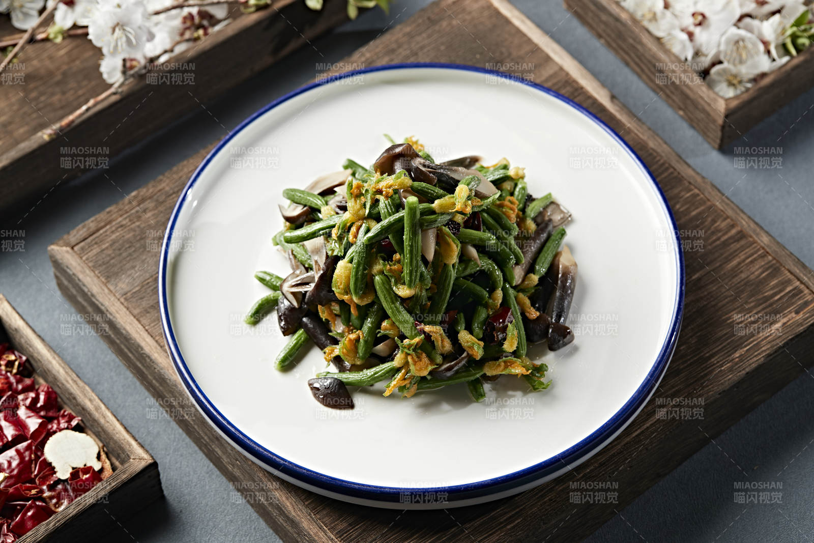 鸡枞菌巧拌黄瓜仔