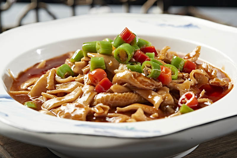 浓汤米椒烧羊肚丝