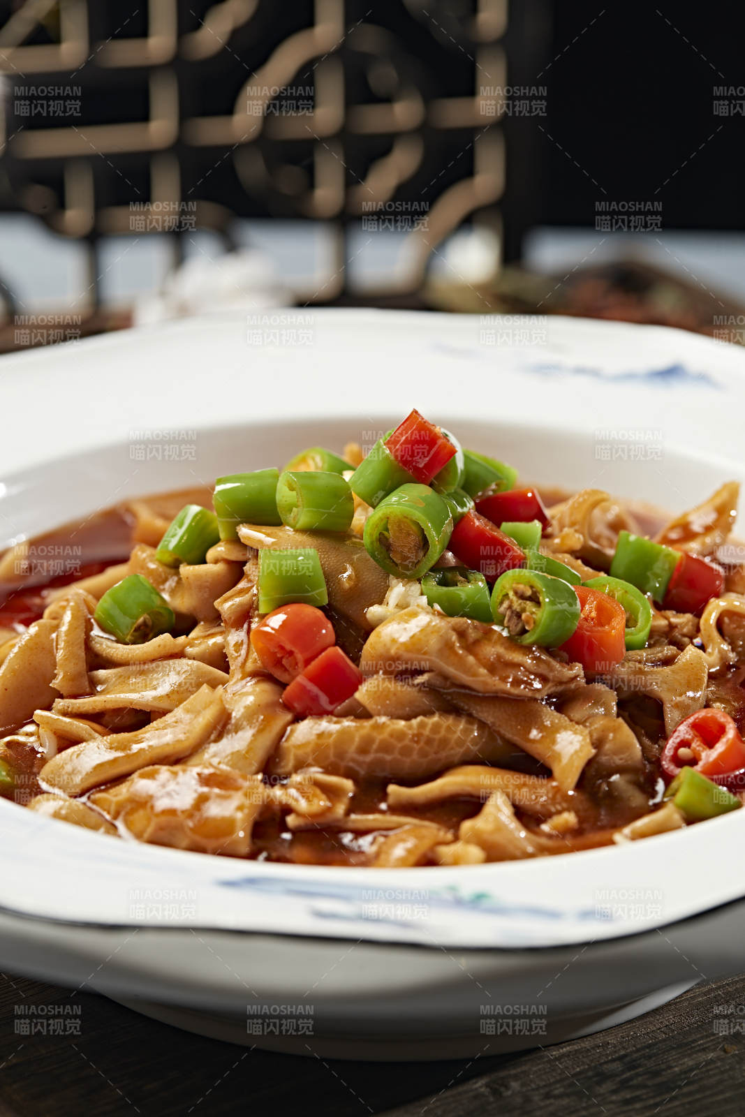 浓汤米椒烧羊肚丝