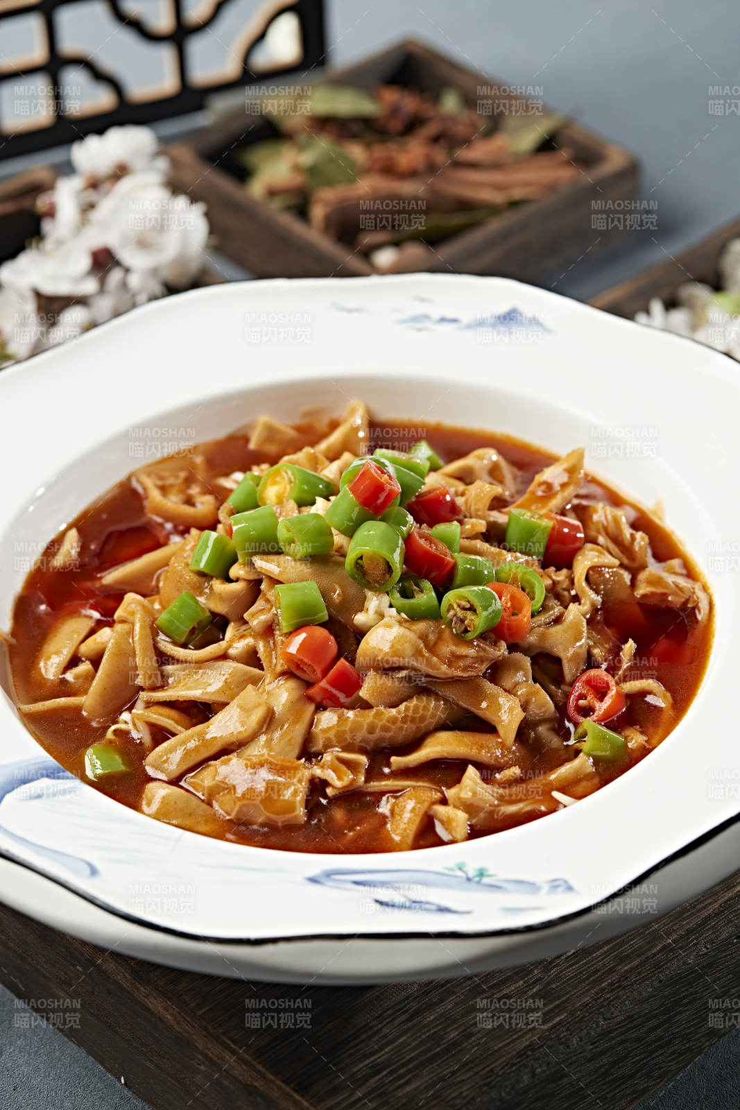 浓汤米椒烧羊肚丝